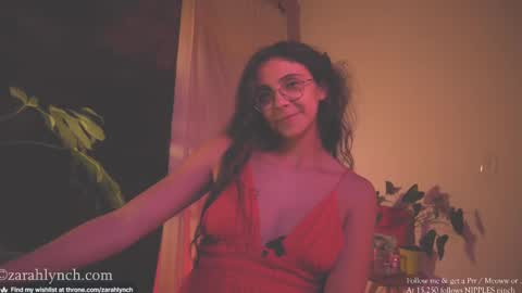 Snapshot of zarahlynch chatting on February 20, 2025, 2:40 am Miss Lynch Next show 2911 online show from February 20, 2025, 2:40 am