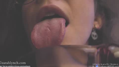 Snapshot of zarahlynch chatting on March 6, 2025, 3:35 am Miss Lynch Next show 2911 online show from March 6, 2025, 3:35 am