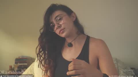 Snapshot of zarahlynch chatting on November 1, 2025, 10:01 pm Miss Lynch Next show 2911 online show from November 1, 2025, 10:01 pm