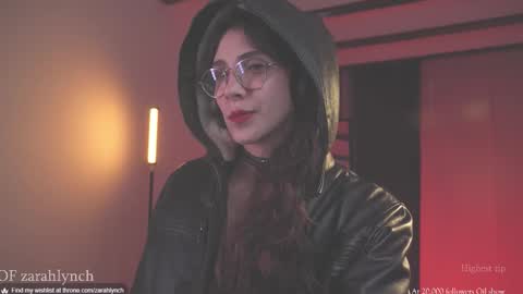 Snapshot of zarahlynch chatting on November 16, 2025, 10:48 pm Miss Lynch Next show 2911 online show from November 16, 2025, 10:48 pm