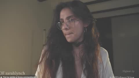 Snapshot of zarahlynch chatting on November 24, 2025, 2:11 am Miss Lynch Next show 2911 online show from November 24, 2025, 2:11 am