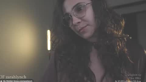 Snapshot of zarahlynch chatting on November 28, 2025, 12:24 am Miss Lynch Next show 2911 online show from November 28, 2025, 12:24 am