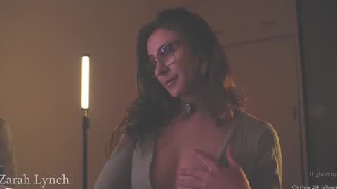 Snapshot of zarahlynch chatting on February 11, 2026, 1:54 am Miss Lynch Next show 2911 online show from February 11, 2026, 1:54 am