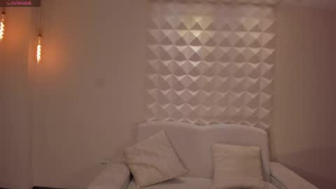 Snapshot of zarakafruni chatting on May 6, 2026, 8:36 pm Zara online show from May 6, 2026, 8:36 pm