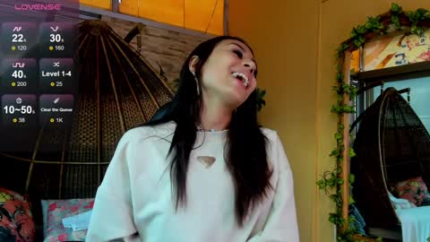 Zara Lim  online show from December 5, 2024, 12:11 pm