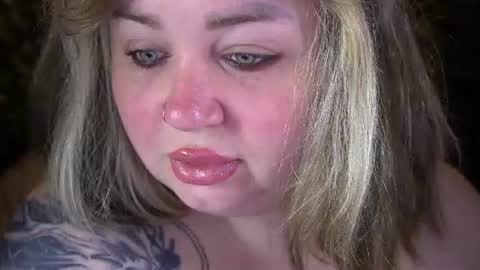 Lola online show from July 1, 2026, 7:35 pm