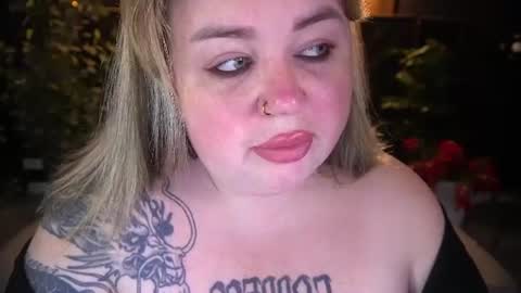 Lola online show from July 9, 2026, 7:29 pm