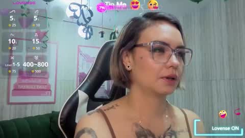 Isabella online show from March 18, 2026, 12:41 pm