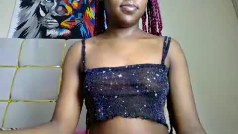 Snapshot of zariah011 chatting on July 7, 2026, 7:18 pm zariah online show from July 7, 2026, 7:18 pm