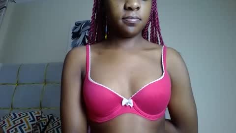 Snapshot of zariah011 chatting on July 11, 2026, 9:49 pm zariah online show from July 11, 2026, 9:49 pm