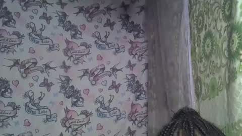 zarinamarlin online show from April 30, 2026, 7:42 pm