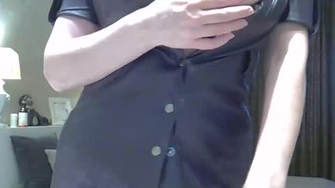 Snapshot of zarinaswift chatting on January 10, 2025, 4:33 am Zarina Swift online show from January 10, 2025, 4:33 am