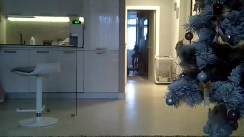 Snapshot of zarinaswift chatting on January 11, 2025, 9:57 am Zarina Swift online show from January 11, 2025, 9:57 am