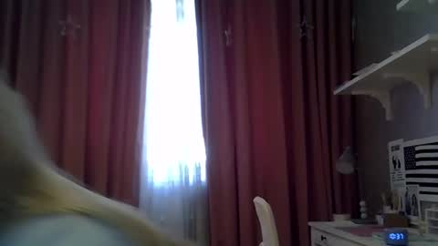 Snapshot of zarinaswift chatting on September 25, 2025, 4:49 am Zarina Swift online show from September 25, 2025, 4:49 am