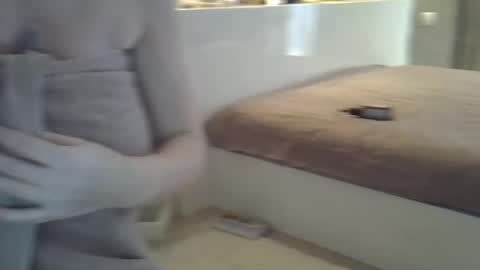 Snapshot of zarinaswift chatting on October 16, 2025, 4:13 am Zarina Swift online show from October 16, 2025, 4:13 am