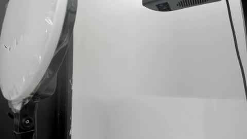 Zarina Waynne online show from November 23, 2025, 8:19 pm