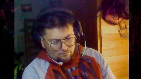 Snapshot of zatiro992 chatting on April 21, 2026, 12:56 am Zatth online show from April 21, 2026, 12:56 am