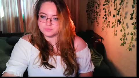 Snapshot of zayarush chatting on October 13, 2025, 9:09 am zayarush online show from October 13, 2025, 9:09 am