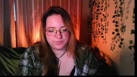 Snapshot of zayarush chatting on October 14, 2025, 1:34 pm zayarush online show from October 14, 2025, 1:34 pm