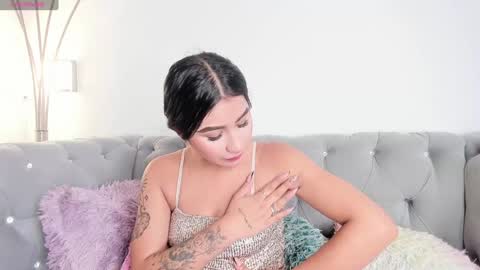 Snapshot of zayda_ chatting on December 31, 2024, 6:02 pm Zayda online show from December 31, 2024, 6:02 pm