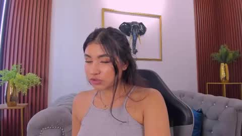 Snapshot of zayda_ chatting on September 10, 2025, 7:47 pm Zayda online show from September 10, 2025, 7:47 pm