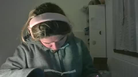 zazbella online show from February 21, 2026, 10:55 pm