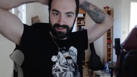 Snapshot of zazou3113 chatting on February 8, 2025, 4:36 pm Grizzly Bear online show from February 8, 2025, 4:36 pm