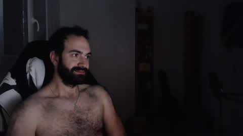 Snapshot of zazou3113 chatting on February 10, 2025, 5:30 pm Grizzly Bear online show from February 10, 2025, 5:30 pm