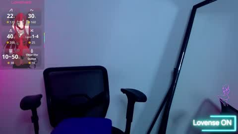 Karolyne online show from November 3, 2025, 4:41 pm