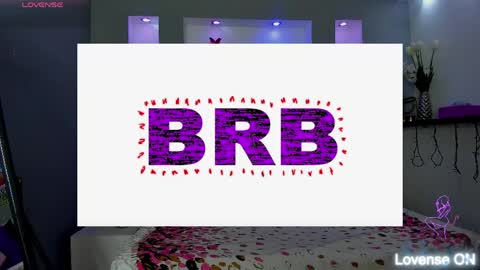 Snapshot of zean_lee chatting on May 10, 2026, 3:17 pm Karolyne online show from May 10, 2026, 3:17 pm