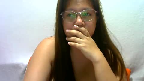 Snapshot of zeannalicious chatting on December 6, 2024, 5:33 pm Im Zeanna online show from December 6, 2024, 5:33 pm