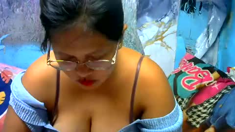 Snapshot of zeannalicious chatting on July 11, 2026, 3:09 am Im Zeanna online show from July 11, 2026, 3:09 am