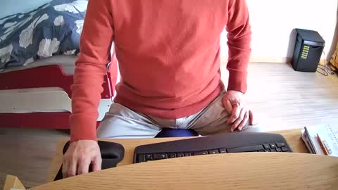 Snapshot of zebulon2023 chatting on December 25, 2024, 2:13 pm zebulon2023 online show from December 25, 2024, 2:13 pm