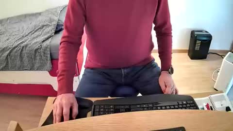 zebulon2023 online show from December 5, 2025, 11:52 am