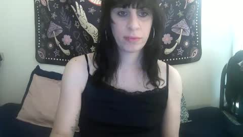 Snapshot of zeldasroom chatting on January 19, 2025, 7:58 pm Zelda online show from January 19, 2025, 7:58 pm