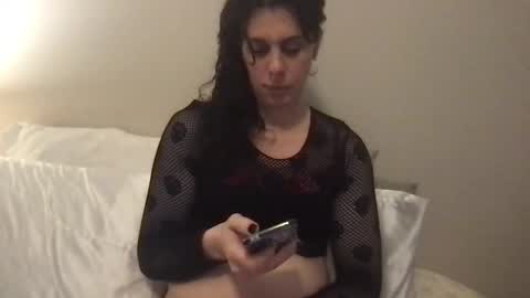 Snapshot of zeldasroom chatting on October 16, 2025, 10:44 pm Zelda online show from October 16, 2025, 10:44 pm