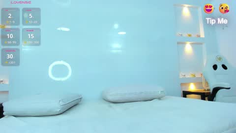 Zenda Evans online show from February 27, 2025, 10:37 am