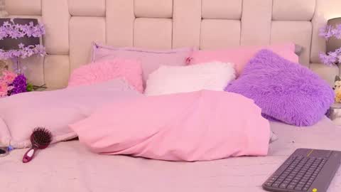 Zendaya online show from October 1, 2025, 7:31 pm