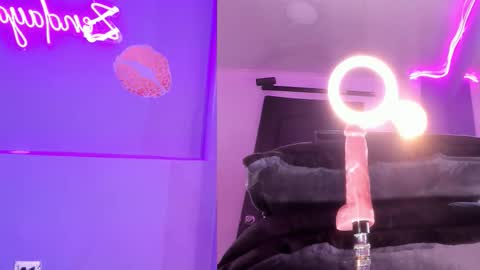 Zendaya online show from February 27, 2026, 8:42 pm