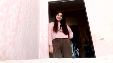 zeniabrossoit online show from March 1, 2026, 5:09 am