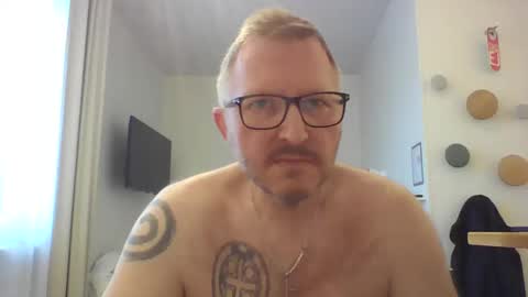 Snapshot of zenlem chatting on May 18, 2026, 5:41 pm zenlem online show from May 18, 2026, 5:41 pm