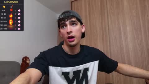 Zenn online show from December 17, 2024, 11:17 am