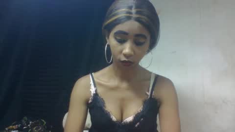 Snapshot of zeolineess chatting on October 18, 2025, 3:57 pm zeolineess online show from October 18, 2025, 3:57 pm