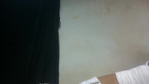 Snapshot of zeolineess chatting on October 19, 2025, 10:32 pm zeolineess online show from October 19, 2025, 10:32 pm