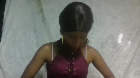 Snapshot of zeolineess chatting on November 25, 2025, 5:40 am zeolineess online show from November 25, 2025, 5:40 am