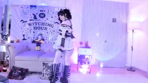 Snapshot of zephirah_abney chatting on October 12, 2025, 2:49 pm online show from October 12, 2025, 2:49 pm