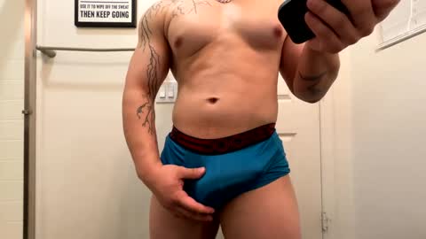 Snapshot of zerkorrip chatting on September 12, 2025, 5:29 am Rob online show from September 12, 2025, 5:29 am