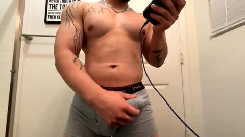 Snapshot of zerkorrip chatting on November 4, 2025, 5:28 am Rob online show from November 4, 2025, 5:28 am