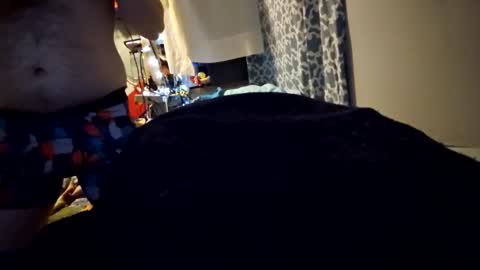 Snapshot of zeroandhero chatting on April 1, 2026, 1:23 pm zero online show from April 1, 2026, 1:23 pm