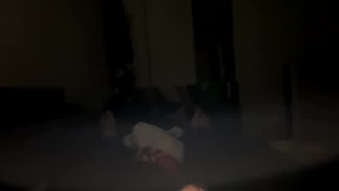 zerotwo5 online show from April 22, 2026, 11:01 am